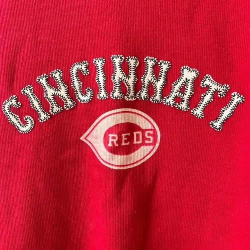 NWT Vintage Cincinnati Reds Sweatshirt Small Y2K MLB Cooperstown